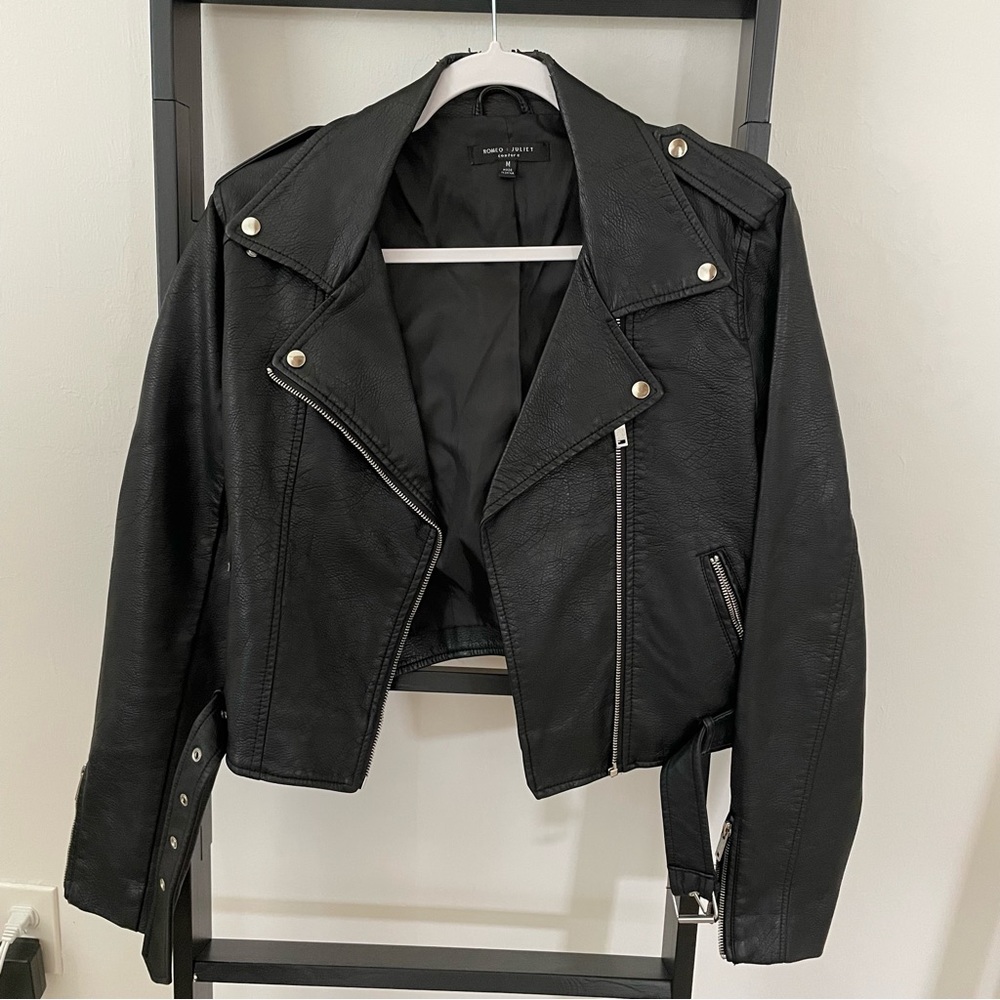 NORDSTROM Romeo & Juliet Couture black leather moto jacket M